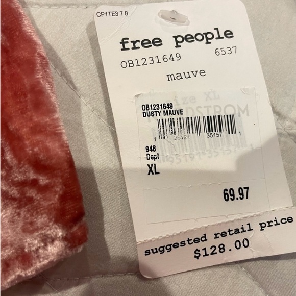 🌷FREE PEOPLE🌷YOURS TRULY VELVET NWT!!!🌷🌷🌷🌷🌷🌷🌷🌷🌷🌷🌷🌷🌷🌷 - Picture 9 of 11